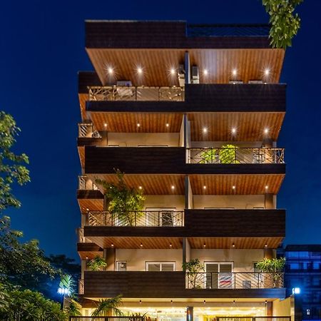 Kyomi Service Apartments Гургаон Екстериор снимка